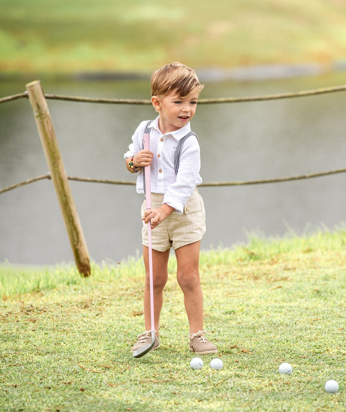 Conjunto camisa blanca MANGA CORTA y short beig con tirantes vichy negro "Ceramica"