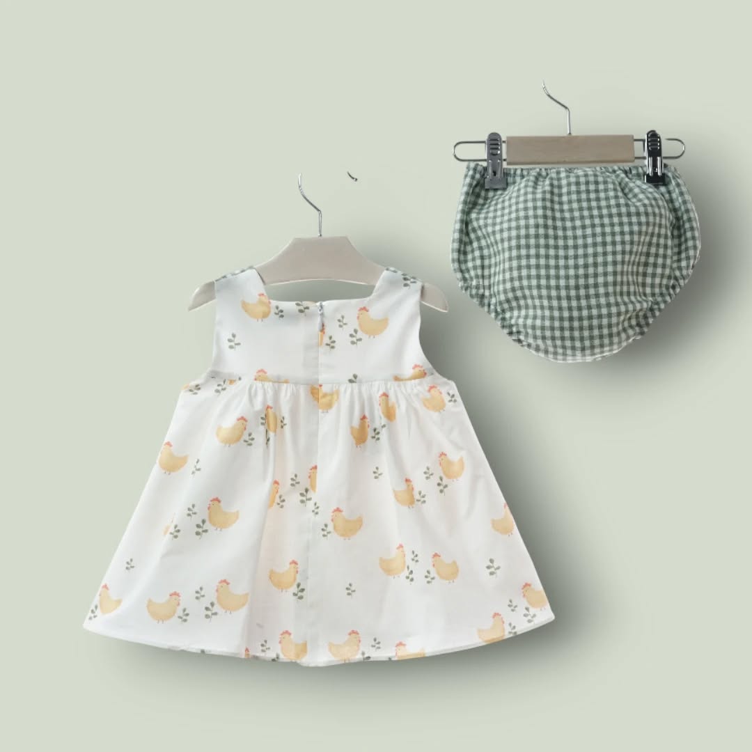 Vestido gallinitas y braguita vichy verde "Anfora"