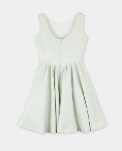 Vestido brocado verde y dorado con pliegues