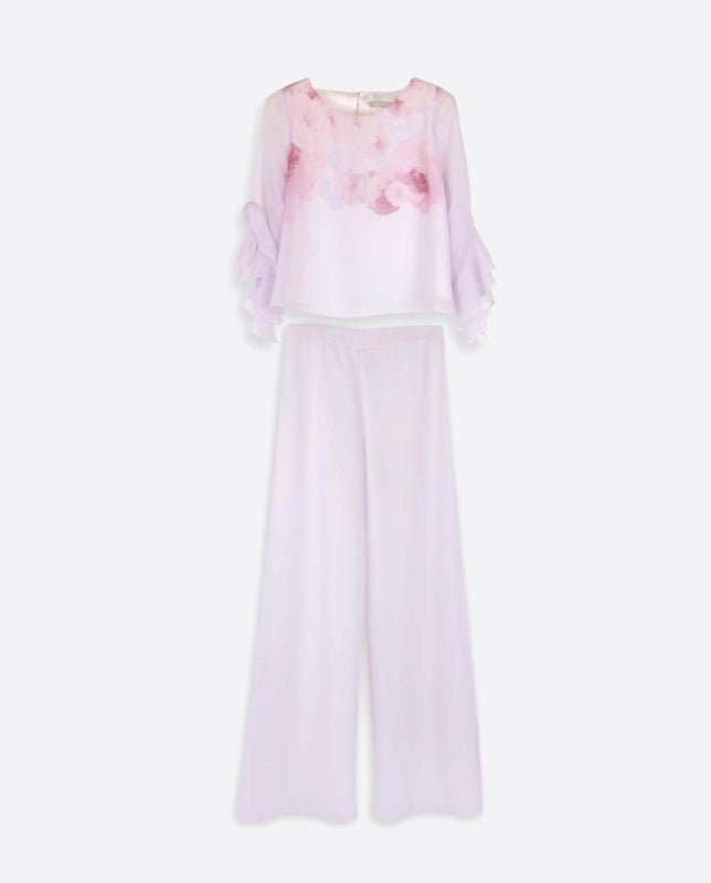 Conjunto blusa manga francesa gasa estampada malva y pantalon blanco