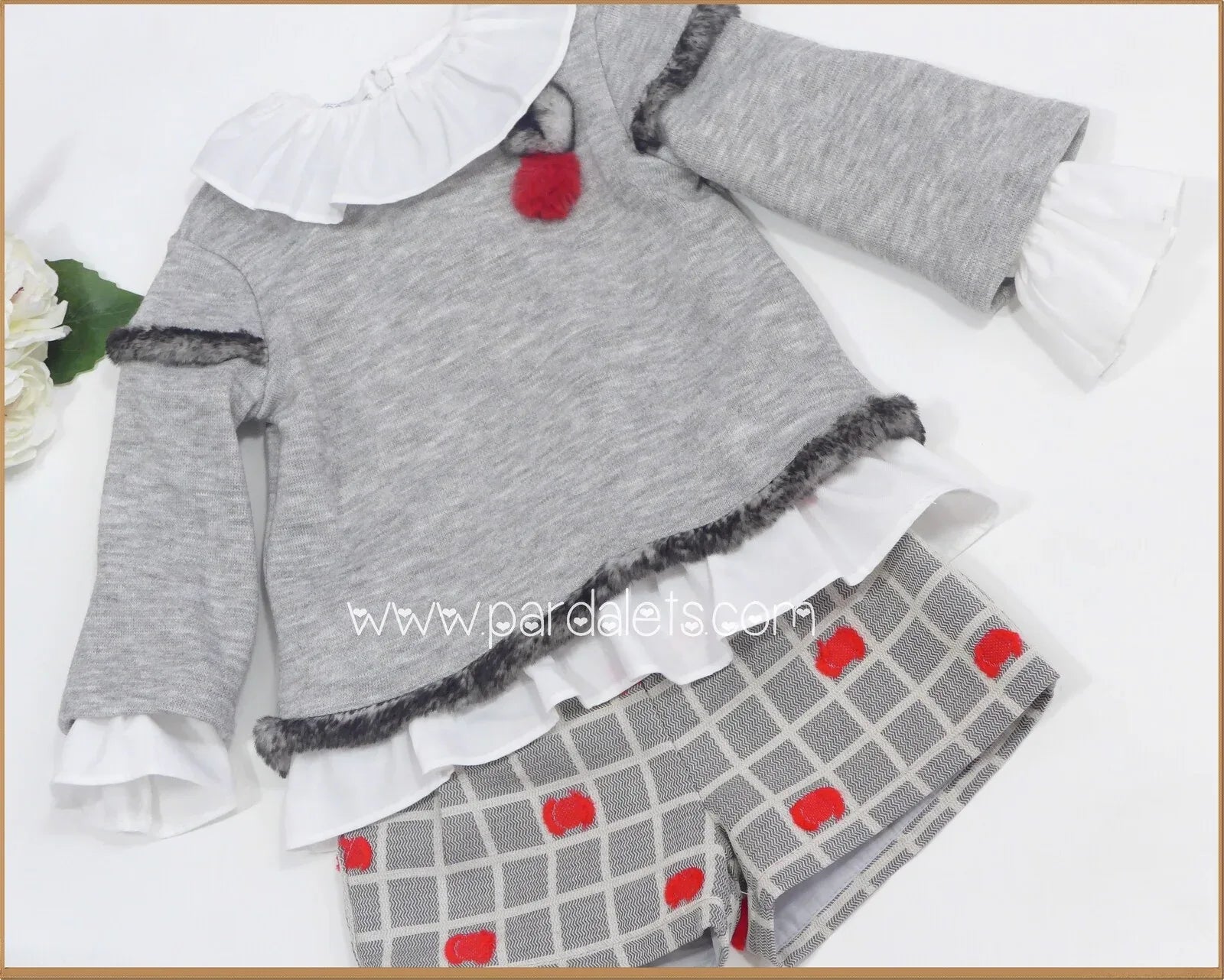 Conjunto sudadera, camisa y short cuadros topos rojos - PARDALETS