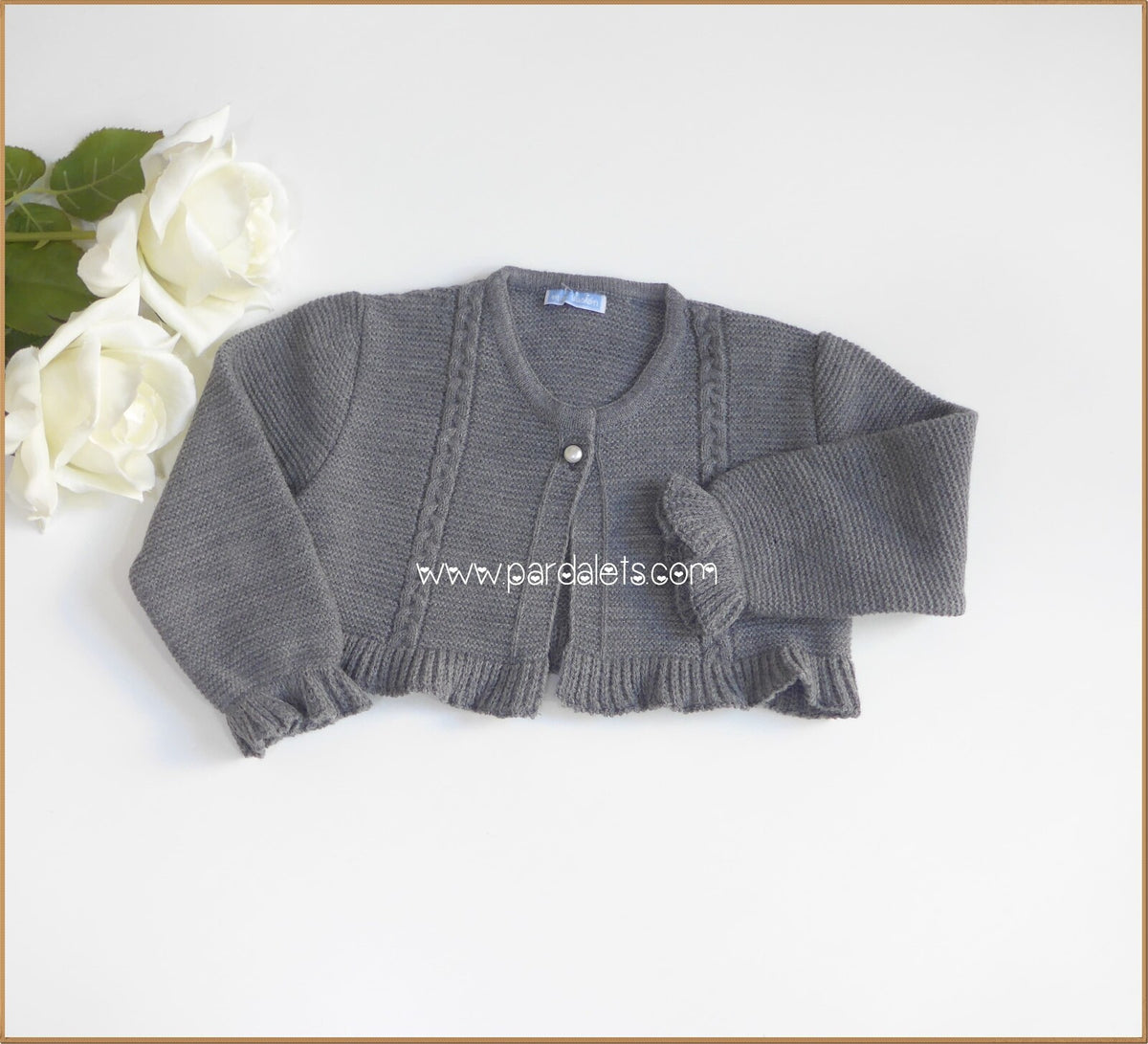 Chaqueta corta lana gris oscuro con ochos