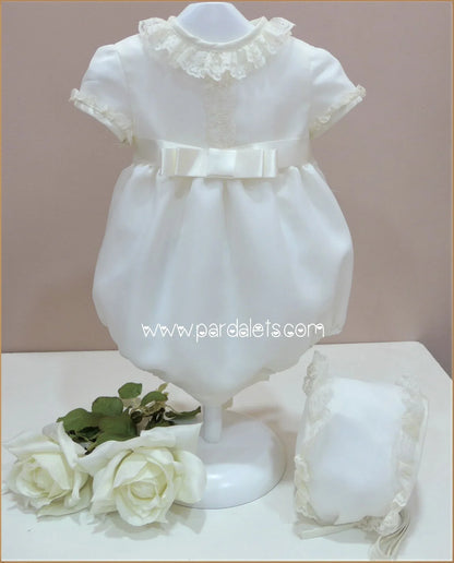 Pelele triple organza con puntilla y capota - PARDALETS