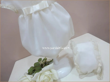 Pelele triple organza con puntilla y capota - PARDALETS
