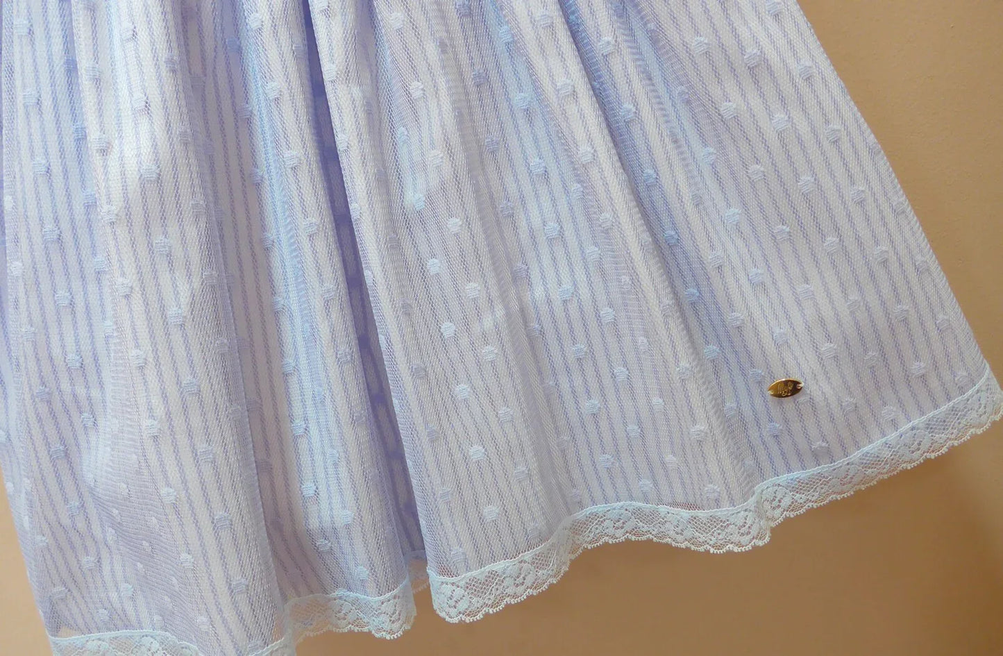 Vestido rayitas azules y tul azul con puntillas "Da Vinci" - PARDALETS