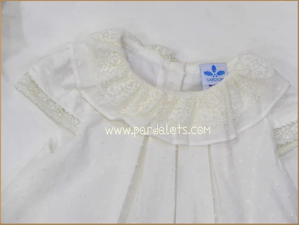 Jesusito plumeti beig con puntilla - PARDALETS