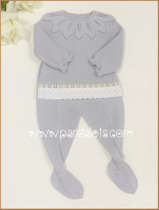 Jubon y polaina gris con puntilla blanca - PARDALETS