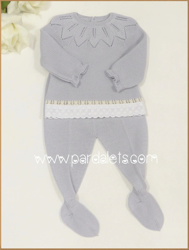 Jubon y polaina gris con puntilla blanca - PARDALETS