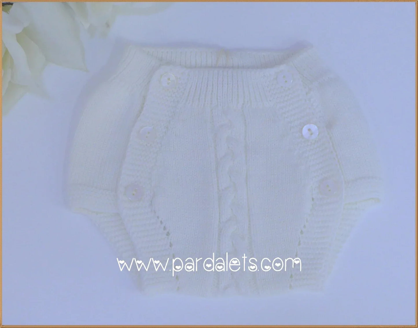 Braguita algodon beig con ochos y 6 botones - PARDALETS