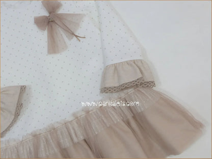Vestido blanco con topitos y volante tostado tul "Saltarin" - PARDALETS