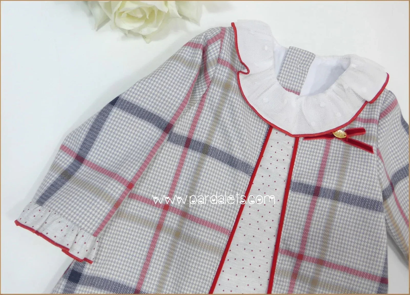 Vestido cuadros rojos y grises cuello volante "Patchwork" - PARDALETS