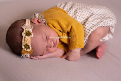 Pelele mostaza con florecitas "Peter Pan" - PARDALETS
