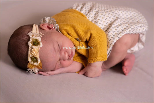 Pelele mostaza con florecitas "Peter Pan" - PARDALETS