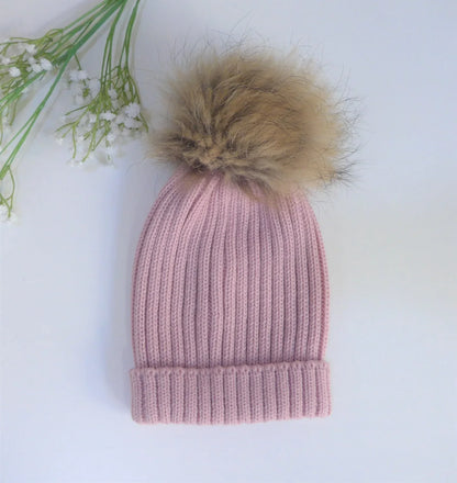 Gorro canale rosa empolvado pompon pelo natural - PARDALETS