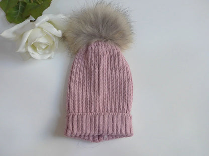 Gorro canale rosa empolvado pompon pelo natural - PARDALETS