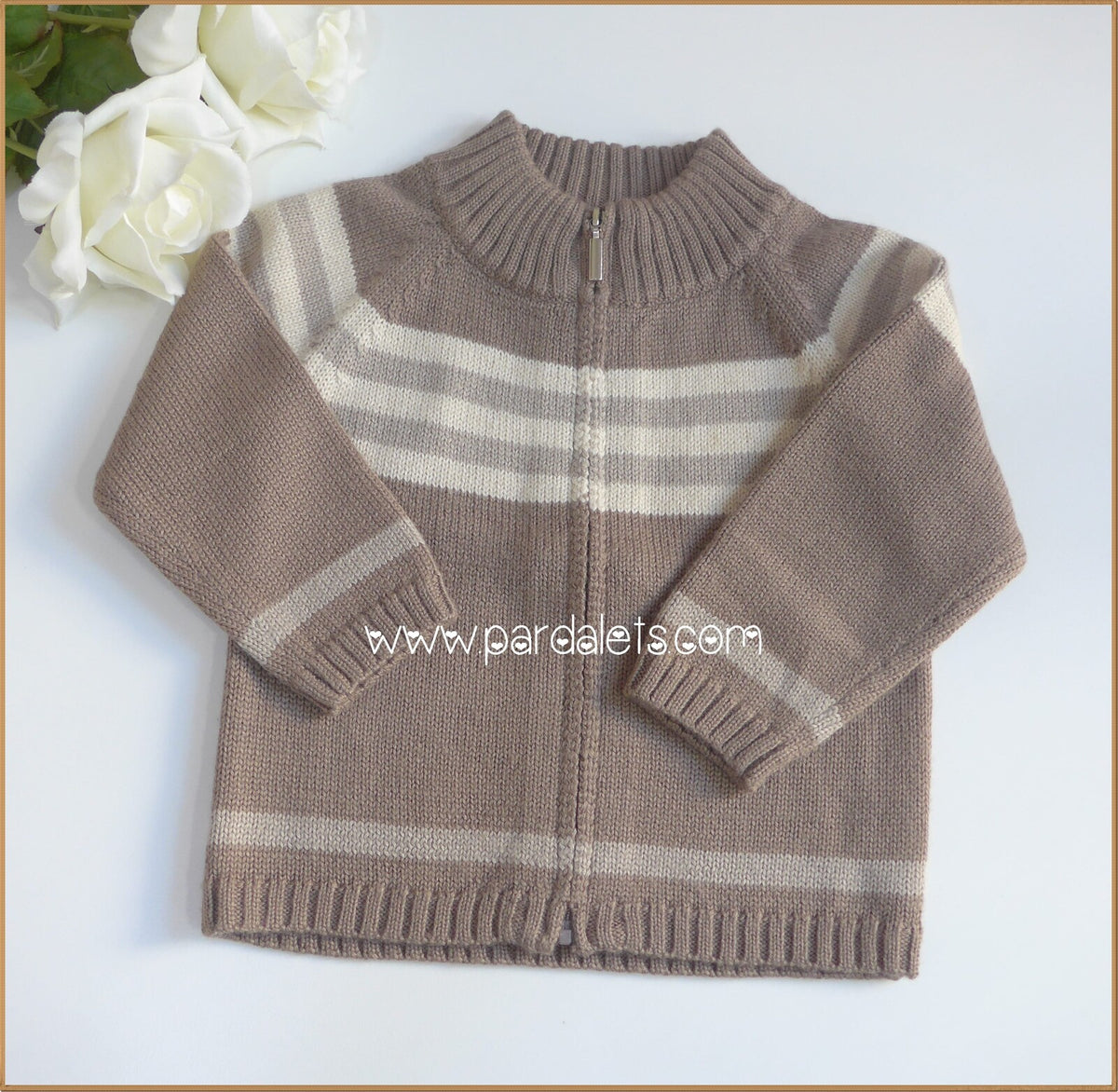 Chaqueta larga rayas marrones con cremallera