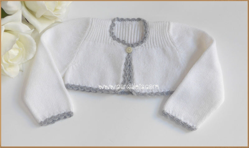 Chaqueta lana blanca con ribete gris