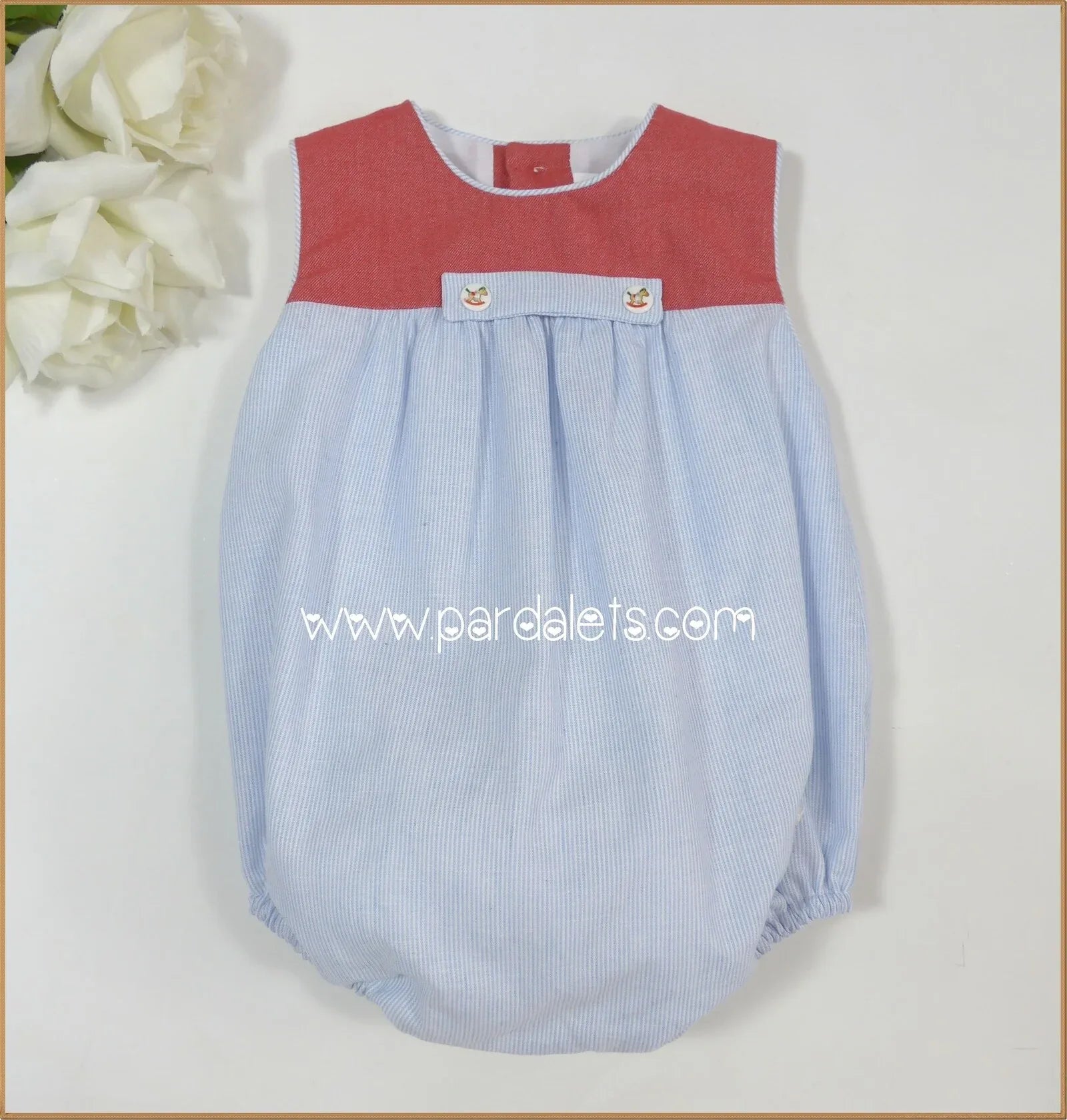 Pelele rayita celeste y cuerpo rojo "Frambuesa" - PARDALETS