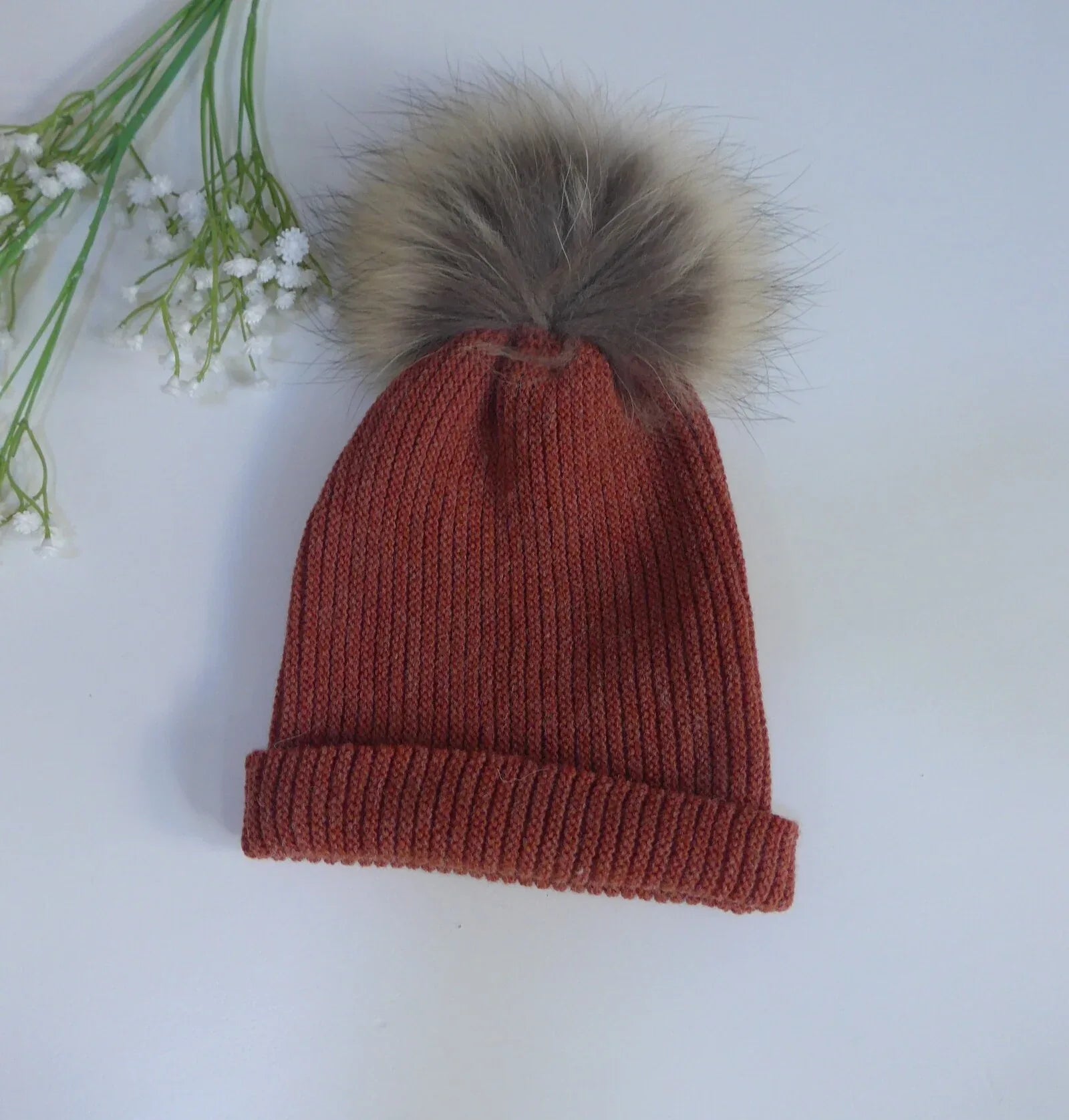 Gorro lana canale teja pompon pelo natural - PARDALETS