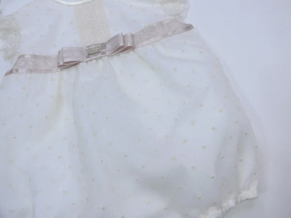 Pelele organza beige bordada cinta de raso tostada - PARDALETS