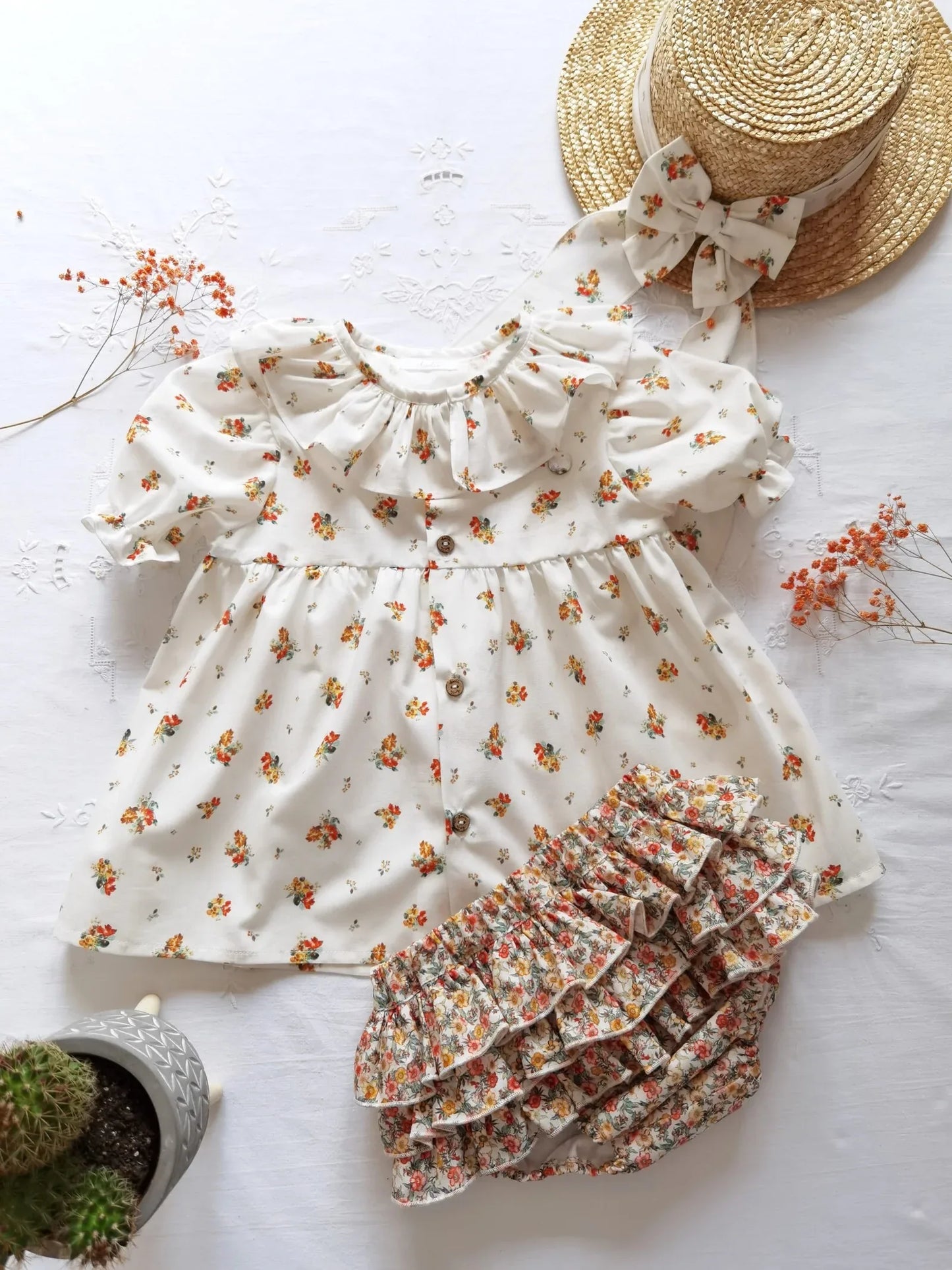 Braguita con volantes estampado de flores - PARDALETS