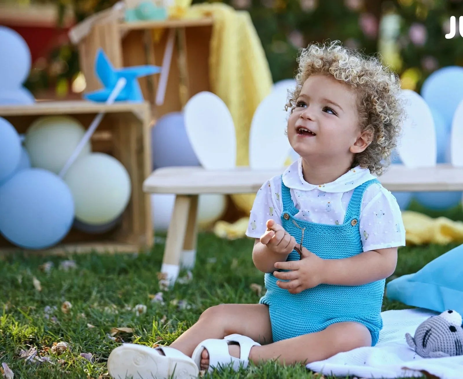 Peto punto turquesa y camisa plumeti estampada - PARDALETS
