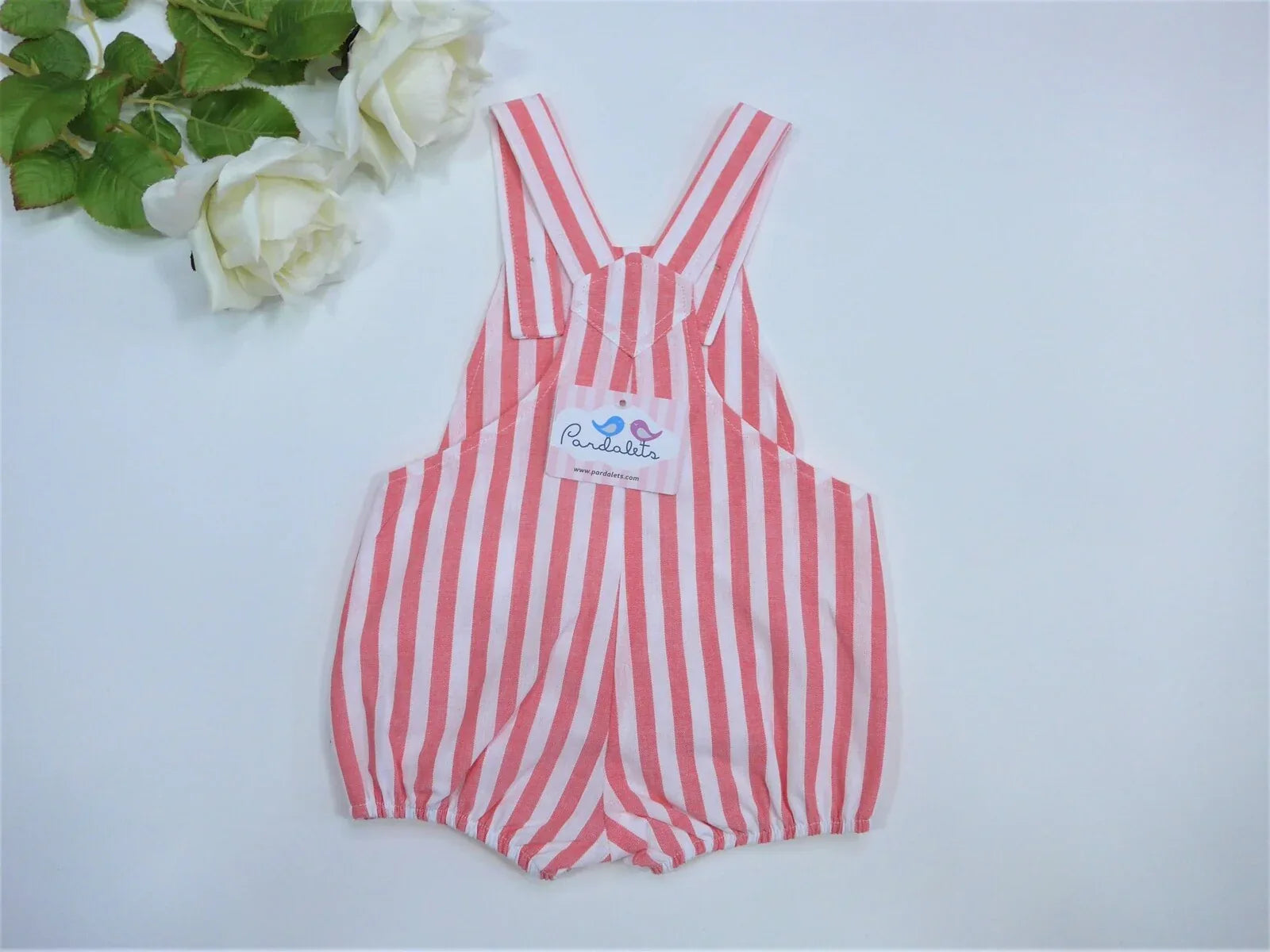 Peto bombacho rayas coral con botones y bolsillito - PARDALETS