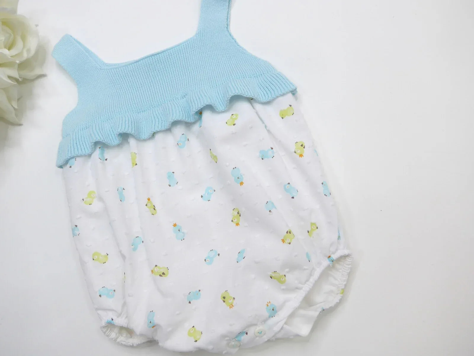 Pelele cuerpo turquesa con bombacho plumeti pollitos - PARDALETS