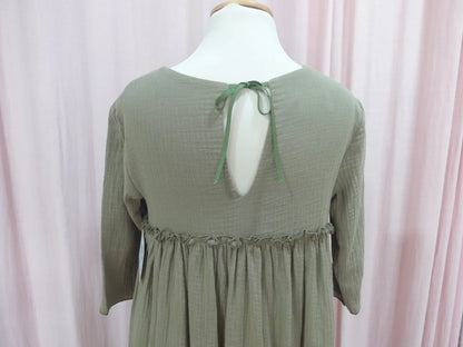 Vestido midi gasa verde militar - PARDALETS