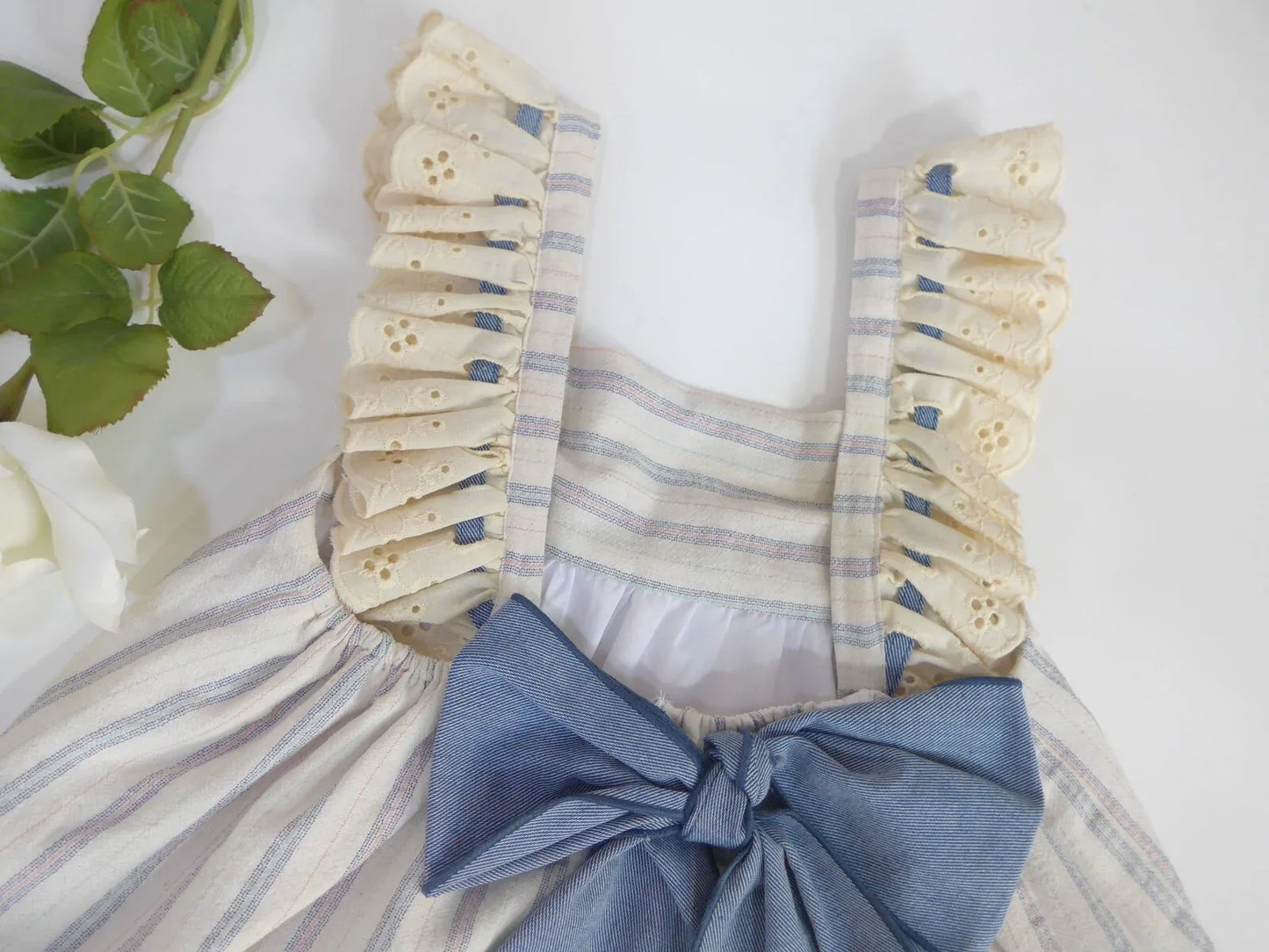 Vestido beig con rayas azules y braguita - PARDALETS