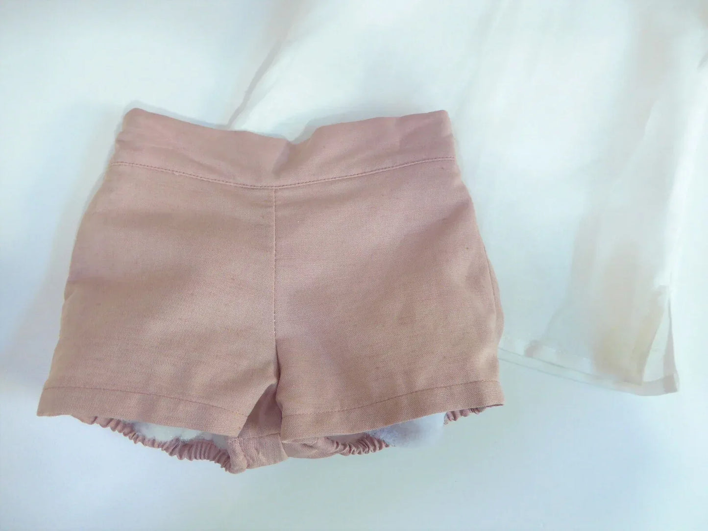 Conjunto camisa blanco roto y short rosa empolvado - PARDALETS