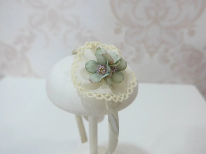Diadema beig y flores verdes - PARDALETS