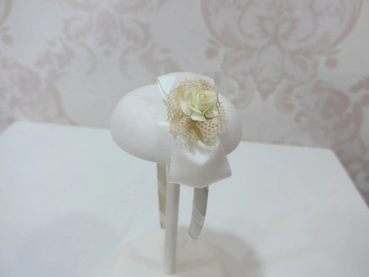 Diadema beig con flor - PARDALETS
