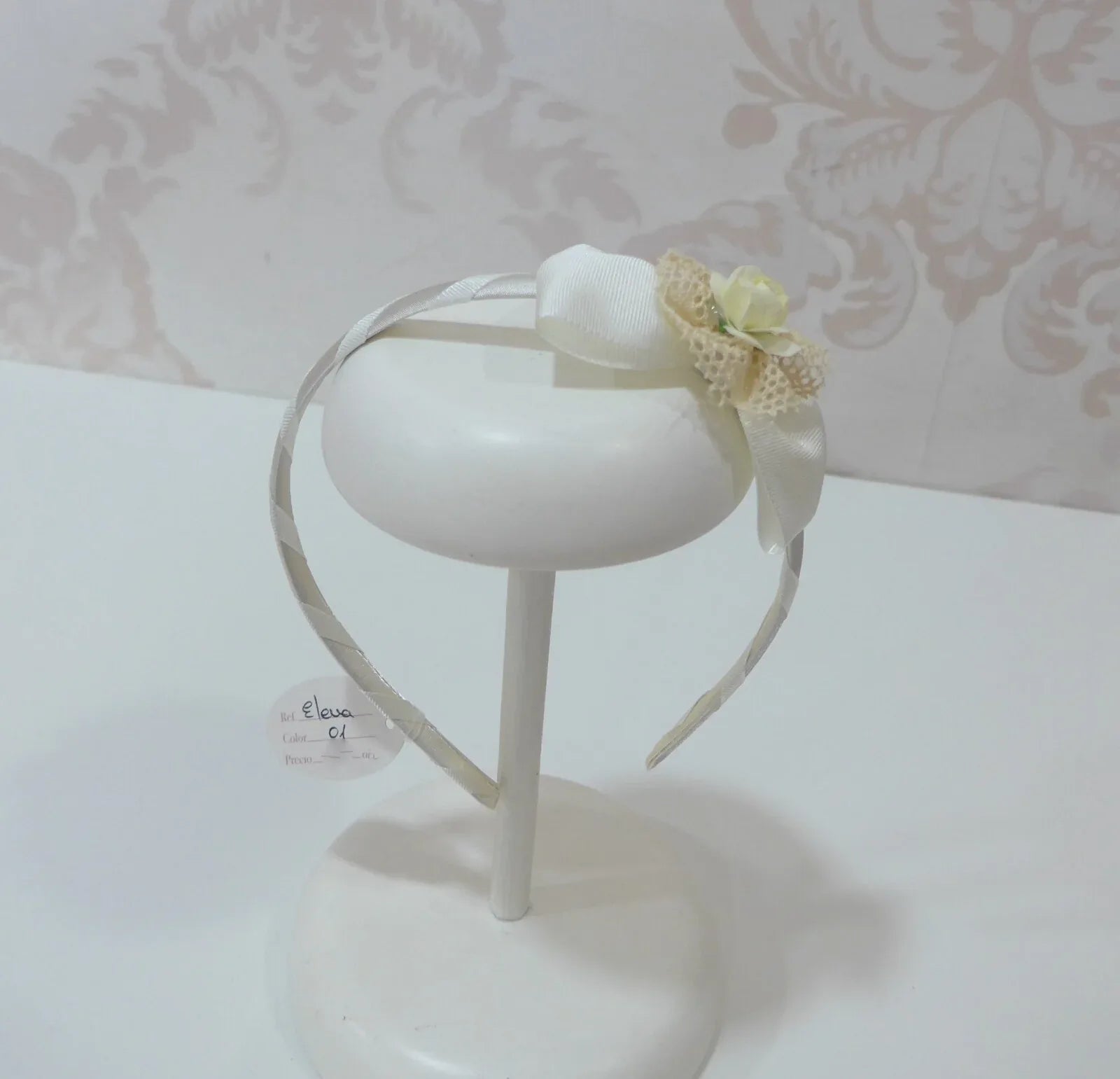 Diadema beig con flor - PARDALETS