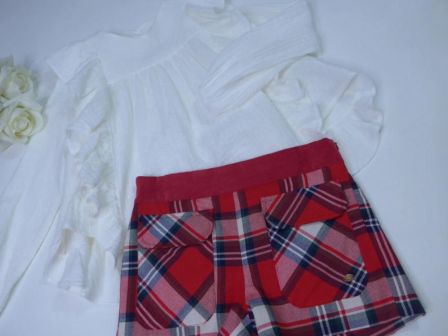 Conjunto blusa blanca y short cuadros rojos "Noel" - PARDALETS