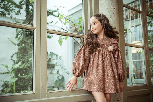 Vestido marroncito con florecitas "Turron" - PARDALETS