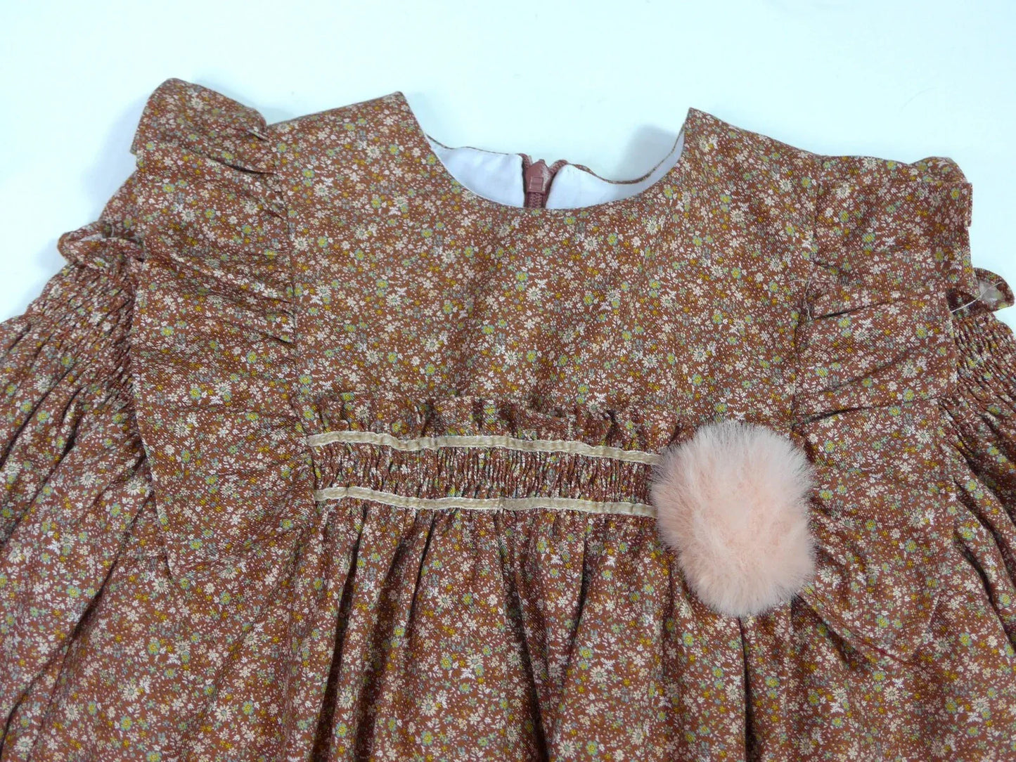 Vestido marroncito con florecitas "Turron" - PARDALETS