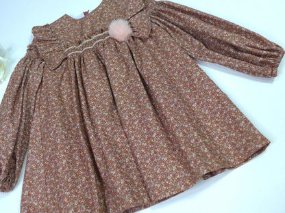Vestido marroncito con florecitas "Turron" - PARDALETS