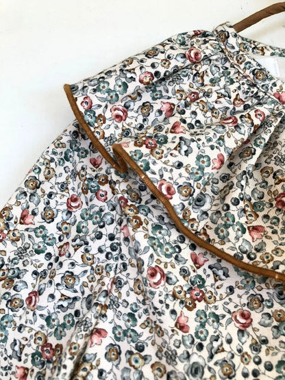 Vestido flores azules y marrones con volante - PARDALETS