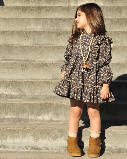 Vestido flores negro con flores marrones y volante - PARDALETS