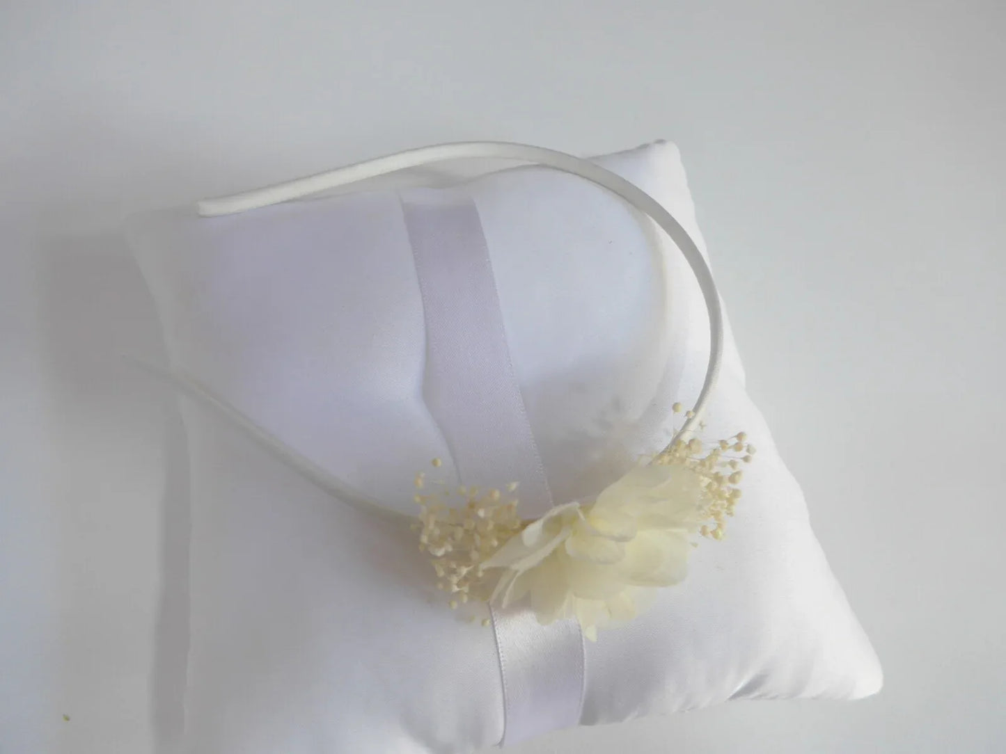 Diadema flor beig bámbula y paniculata - PARDALETS
