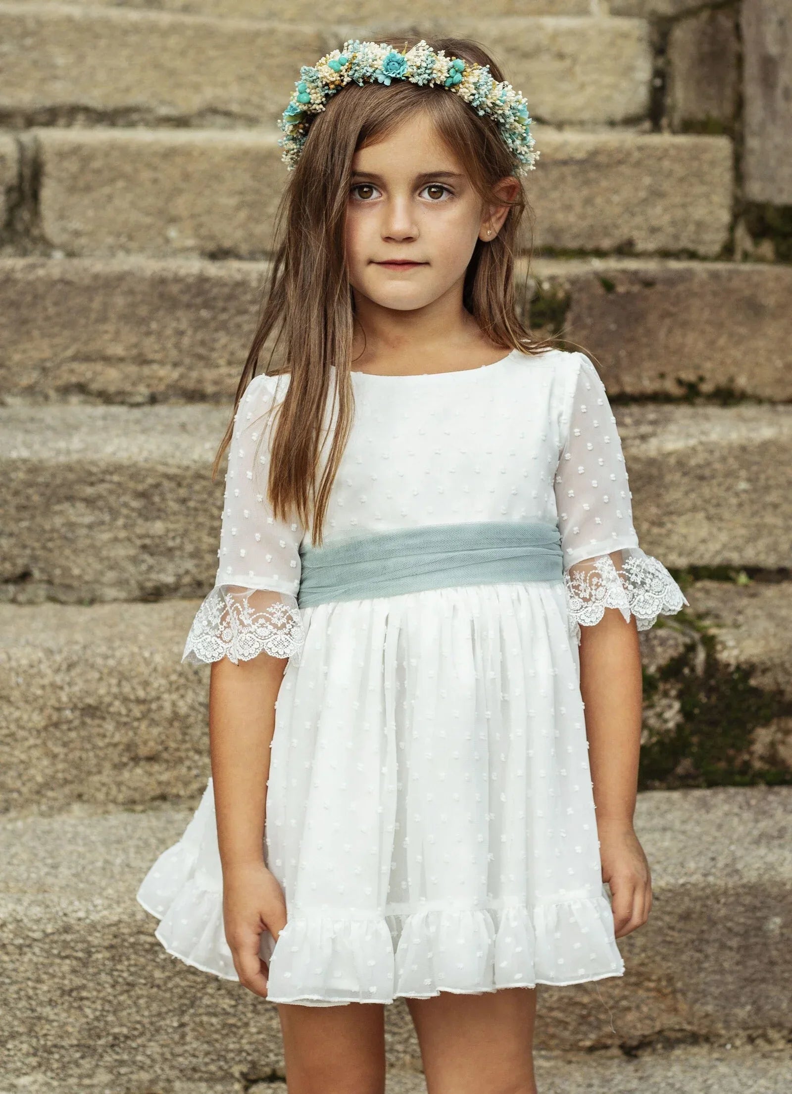 Vestido plumeti gasa blanca y fajin rosa empolvado GAIA - PARDALETS