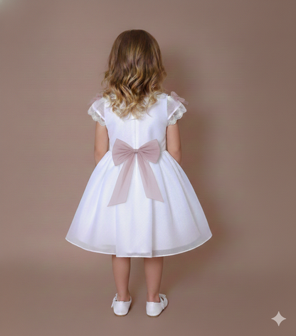 Vestido blanco organza rayada m/corta fajin rosa