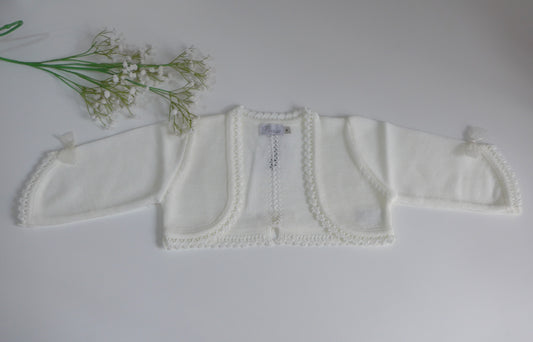 Chaqueta corta beig manga francesa con lazitos