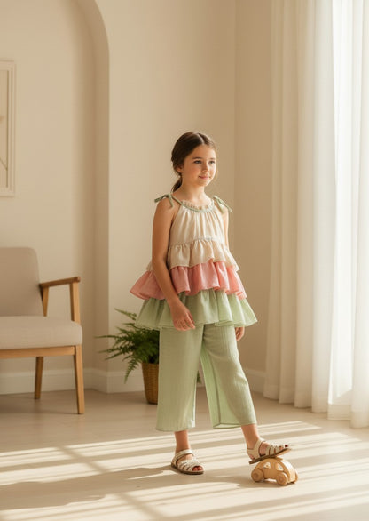 Conjunto blusa volantes y pantalon verde "Wabi-Sabi"