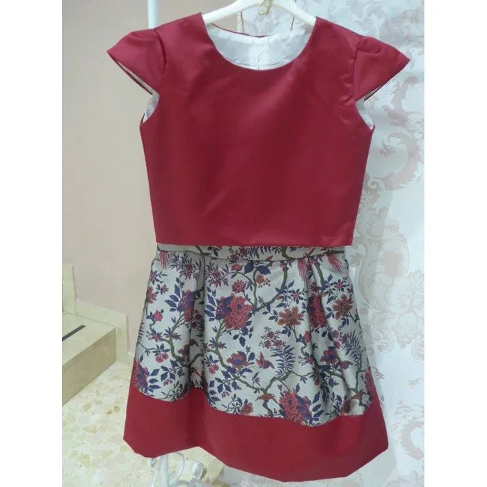 Conjunto cuerpo granate y falda estampada brocado - PARDALETS