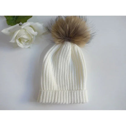 Gorro canale beig pompon pelo natural - PARDALETS