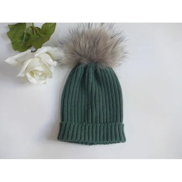 Gorro canale verde botella pompon pelo natural - PARDALETS