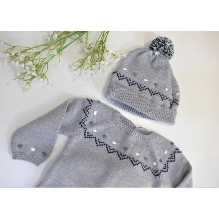 Jubon y polaina gris y topitos bordados con gorro - PARDALETS