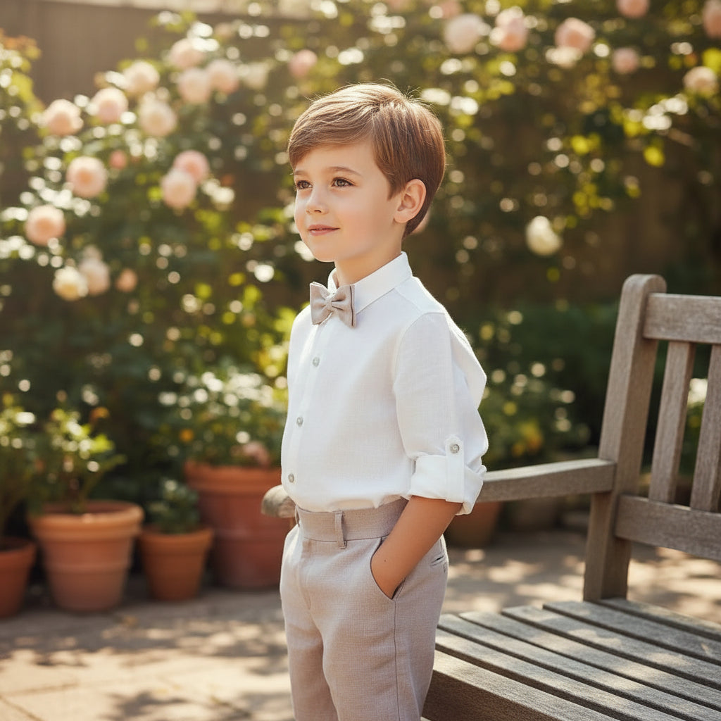 Conjunto camisa lino beig y short lino malva con fajin y pajarita